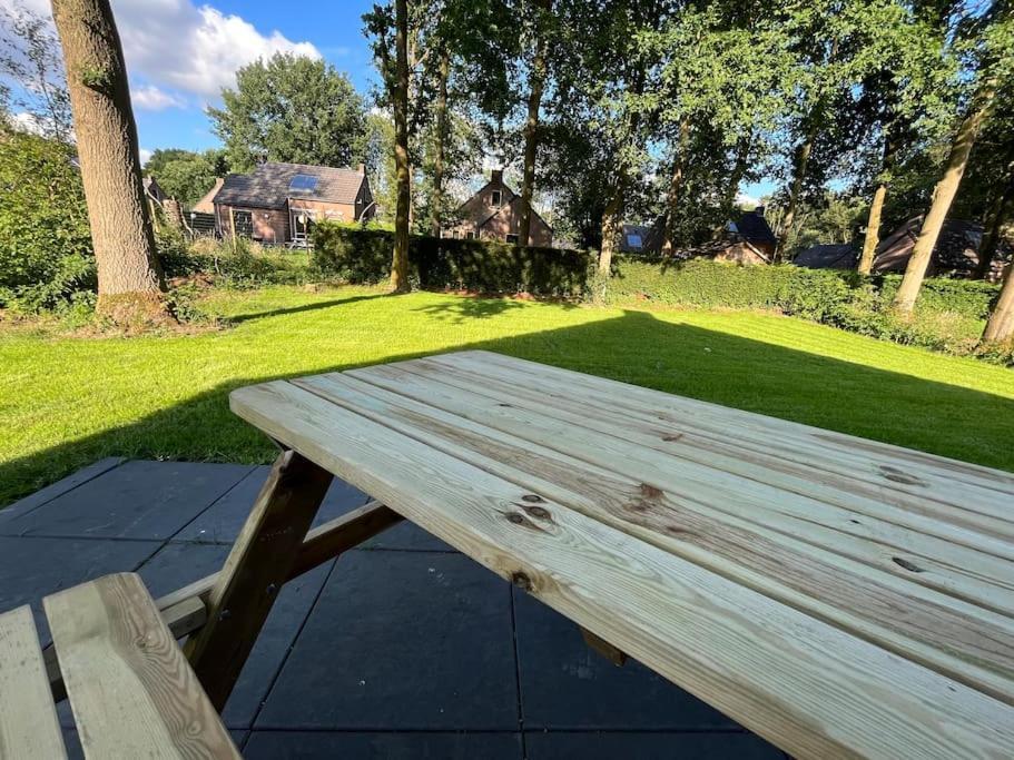 Sfeervol Vrijstaand Huisje 6 Persoons Ruime Tuin, Centraal Bij Nijmegen Ewijk 外观 照片